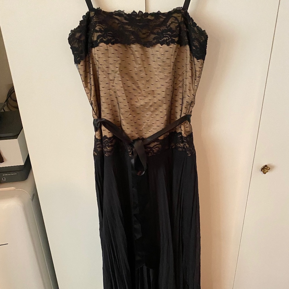 BCBG Gown (Sz 10)